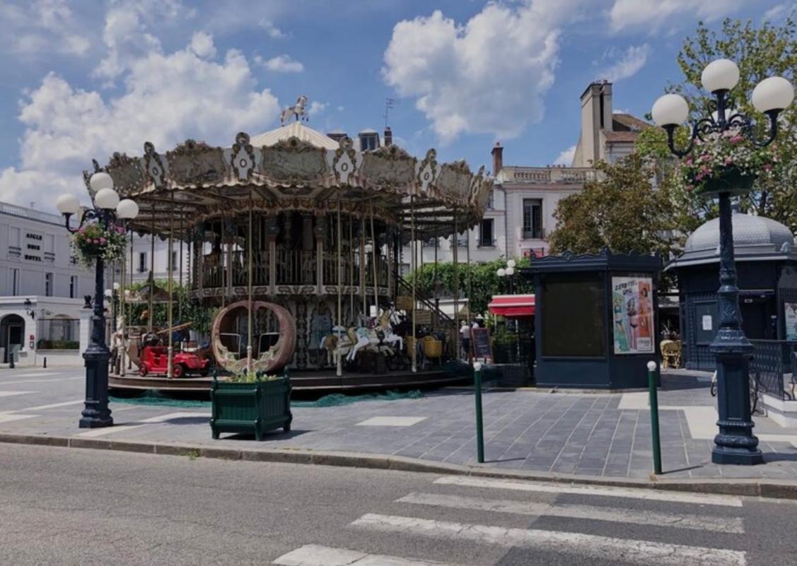Studio 4 Emplacement Ideal Entre Chateau Et Centre Fontainebleau Exterior photo